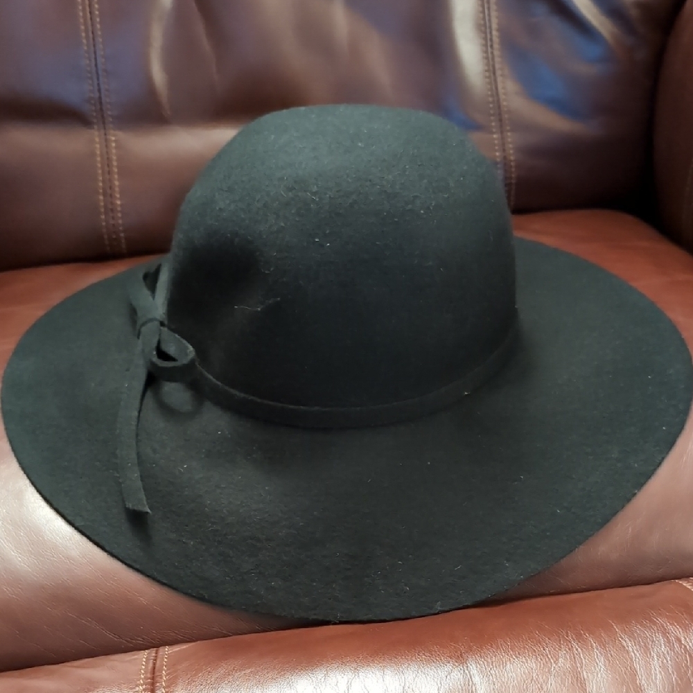 Elegant Black Women's Hat